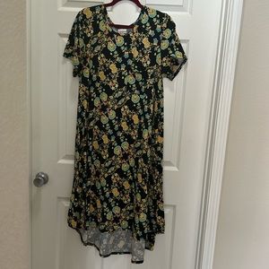 LuLaRoe Carly Dress Floral Paisley Pattern | XL | Slight Hi-Low Hem
